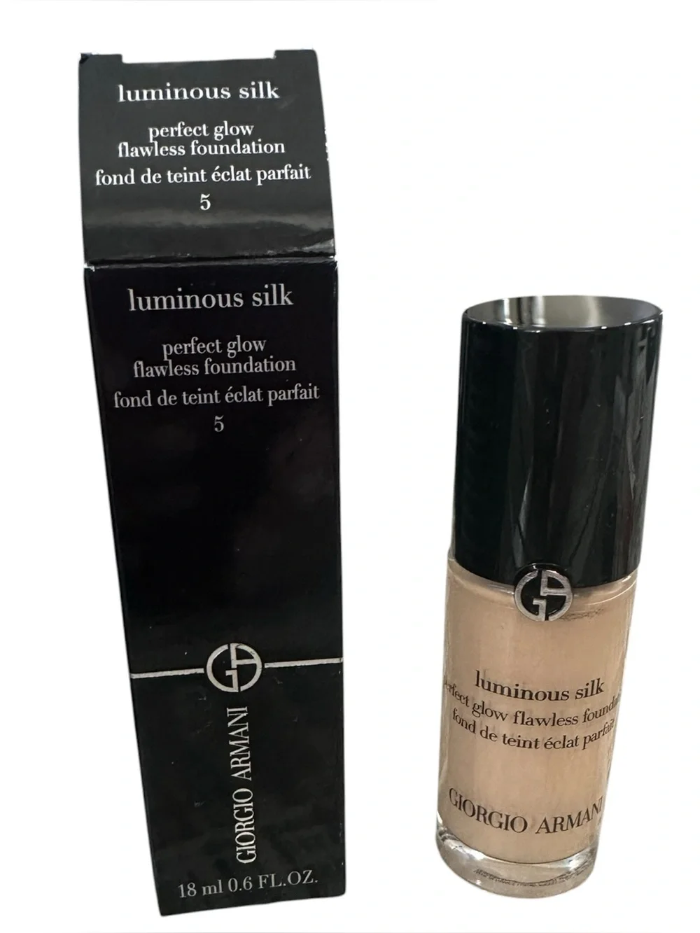 Giorgio Armani Luminous Silk Perfect Glow Foundation - 5 light neutral